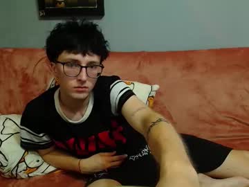 Phillip_Mell Chaturbate stream image from September 26, 2025