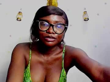 Thick_Ebonie Chaturbate stream image from September 26, 2025