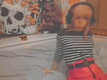 Notyourfemboi stream image from September 26, 2025