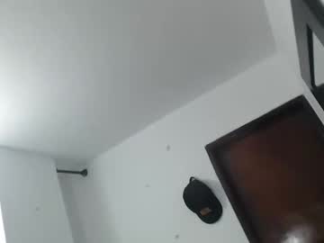 Perlagoloza05 Chaturbate stream image from September 26, 2025