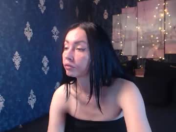 Emmagoldx Chaturbate stream image from September 26, 2025