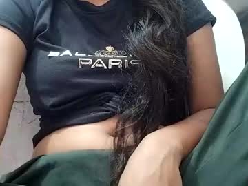 Rava_Sexy Chaturbate stream image from September 26, 2025