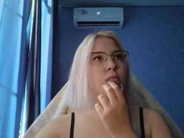 Brandy__Stars Chaturbate stream image from September 26, 2025