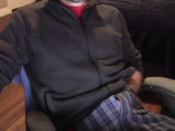 Heavilyhung Chaturbate stream image from September 26, 2025