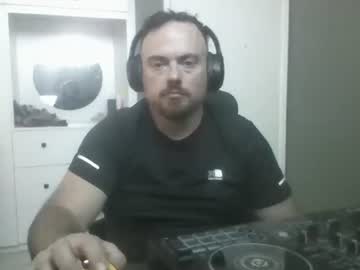 Edhead1111434125 Chaturbate stream image from September 26, 2025
