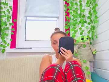 Misss_Viki Chaturbate stream image from September 26, 2025