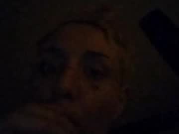 Sexyslimekitty Chaturbate stream image from September 26, 2025