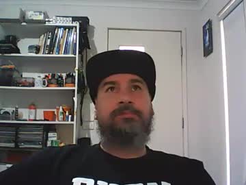 Theozbeardguy Chaturbate stream image from September 26, 2025