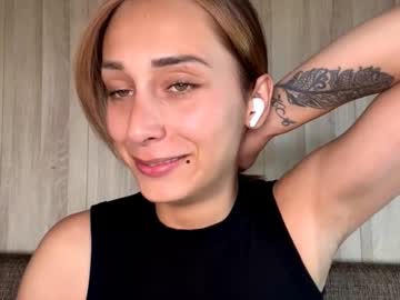 Lolahackle Chaturbate stream image from September 26, 2025