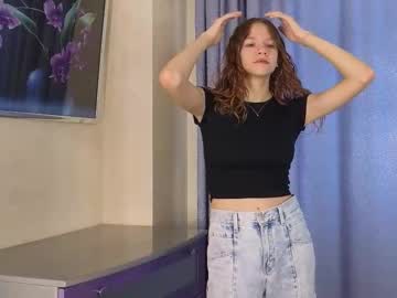Velvetrisque Chaturbate stream image from September 26, 2025