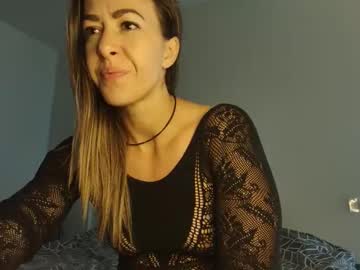 Missdayanee Chaturbate stream image from September 26, 2025
