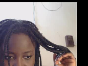 Bratzara Chaturbate stream image from September 26, 2025