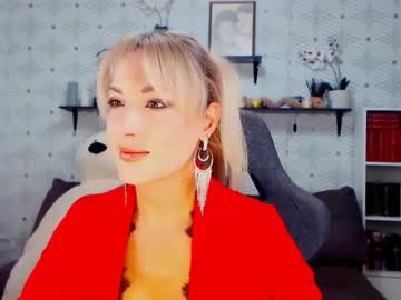 Millaxqueen Chaturbate stream image from September 26, 2025
