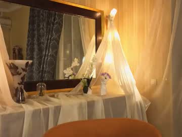Arlineglackin Chaturbate stream image from September 26, 2025