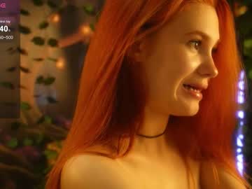 Eliz_Gallen Chaturbate stream image from September 26, 2025