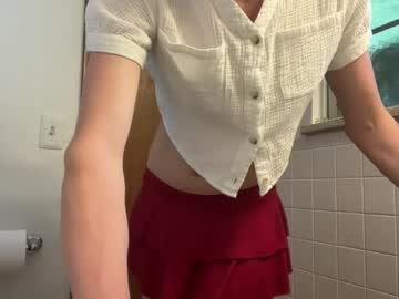 Emmarose_2222 Chaturbate stream image from September 26, 2025