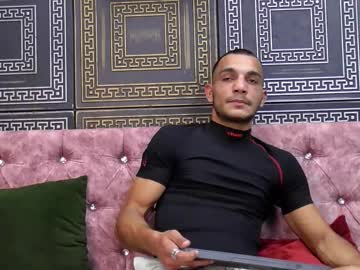 Jacksonbee Chaturbate stream image from September 26, 2025