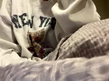 Alliebearx Chaturbate stream image from September 26, 2025