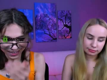 Dann_Foxy Chaturbate stream image from September 26, 2025
