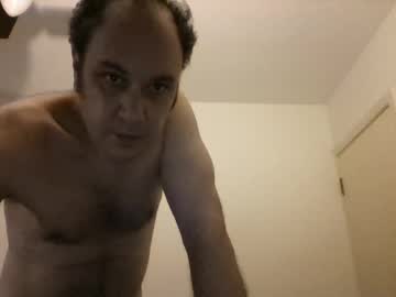 Joeykansas Chaturbate stream image from September 26, 2025