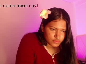 Charliotte Chaturbate stream image from September 26, 2025