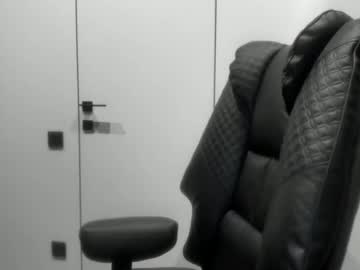 Dyafirst Chaturbate stream image from September 26, 2025