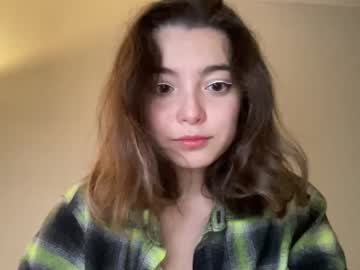 Ellynella Chaturbate stream image from September 26, 2025