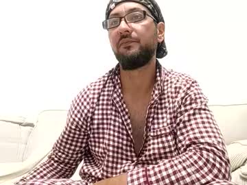 Junkiecouple Chaturbate stream image from September 26, 2025