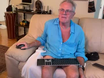 Madmanacrossthewater Chaturbate stream image from September 26, 2025