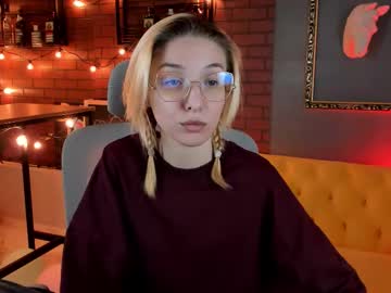 Filipinaadams Chaturbate stream image from September 26, 2025