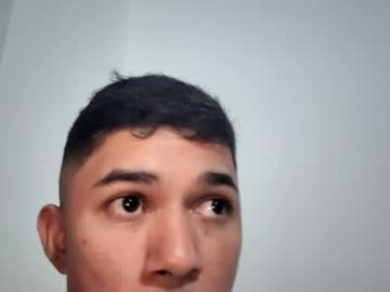Lunnybrown Chaturbate stream image from September 27, 2025