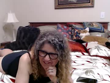 Vedraluna Chaturbate stream image from September 27, 2025