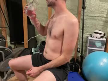 Talldarknhandsy Chaturbate stream image from September 27, 2025