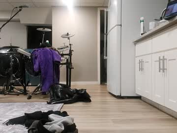 Danimal5000 Chaturbate stream image from September 27, 2025