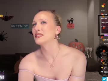 Greenxxxqueen Chaturbate stream image from September 27, 2025