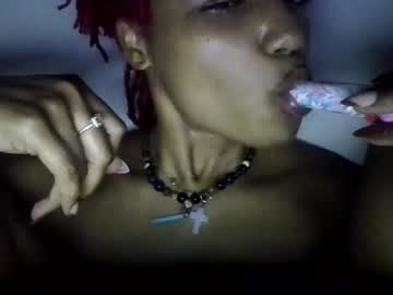 Shadoeblade Chaturbate stream image from September 27, 2025