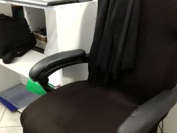 Marikapikkola Chaturbate stream image from September 27, 2025