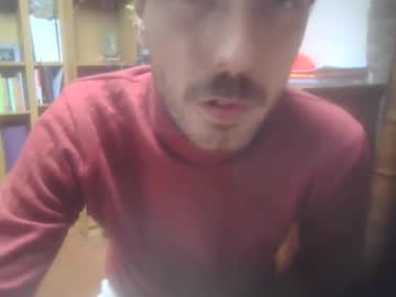 Hitmenoww Chaturbate stream image from September 27, 2025