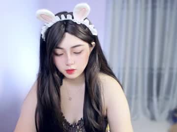 Jasminesusu Chaturbate stream image from September 27, 2025