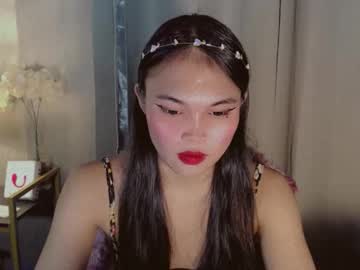 Yourfavorateluna Chaturbate stream image from September 27, 2025