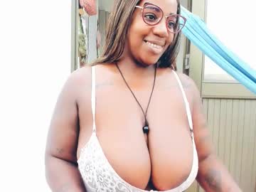 Hugetitschocolate05 Chaturbate stream image from September 27, 2025