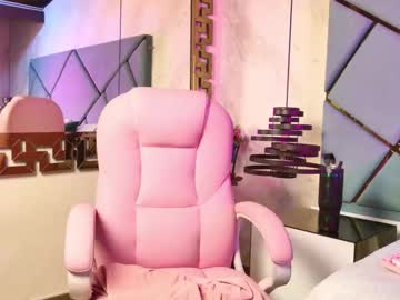Cloe_Sm Chaturbate stream image from September 27, 2025