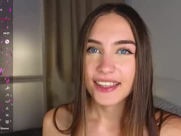 Appleeepie Chaturbate stream image from September 27, 2025