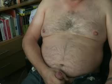 Kevinlawl Chaturbate stream image from September 27, 2025