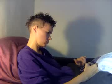 Christinasaunters Chaturbate stream image from September 27, 2025