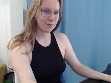 Alinasei Chaturbate stream image from September 27, 2025