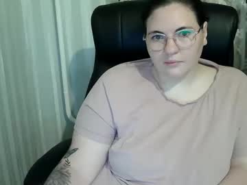 Xlisabluex Chaturbate stream image from September 27, 2025