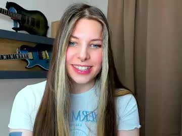 Anya_Seven Chaturbate stream image from September 27, 2025