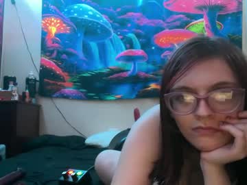 Chainedmoonpup Chaturbate stream image from September 27, 2025