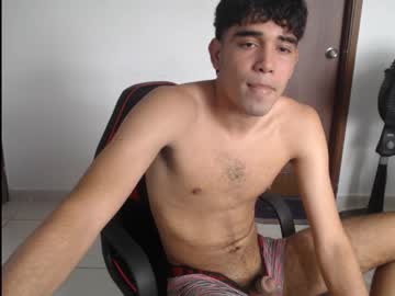 Steven_126 Chaturbate stream image from September 27, 2025